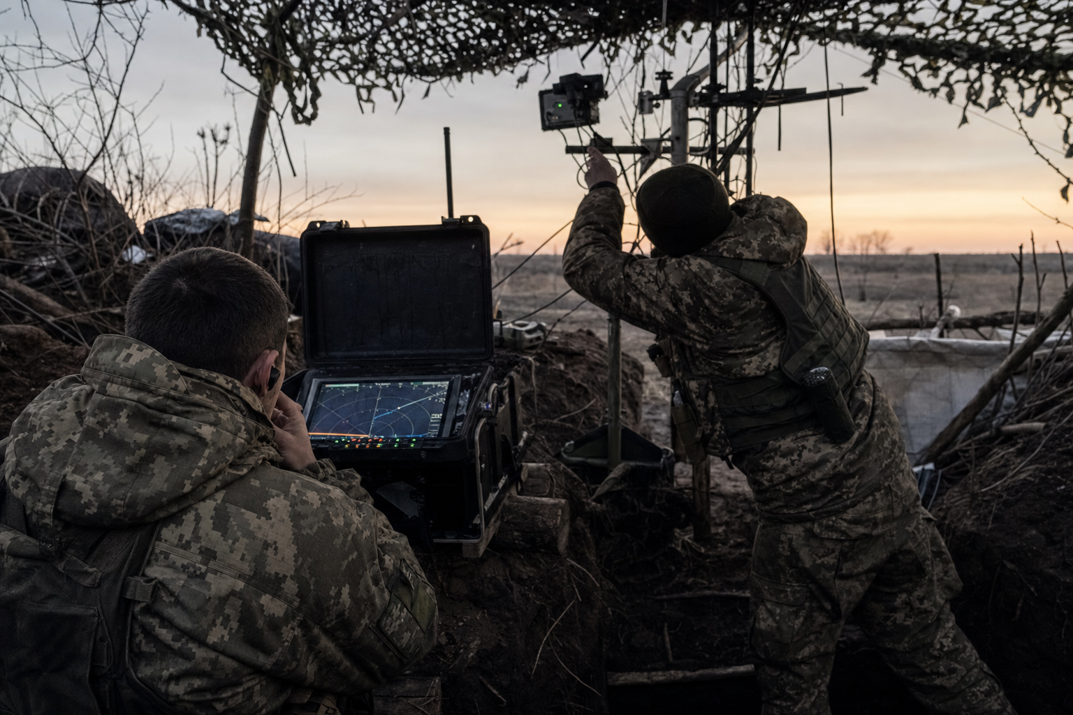 Ukraine’s latest defense against Russian missiles: Making them miss - politico.eu